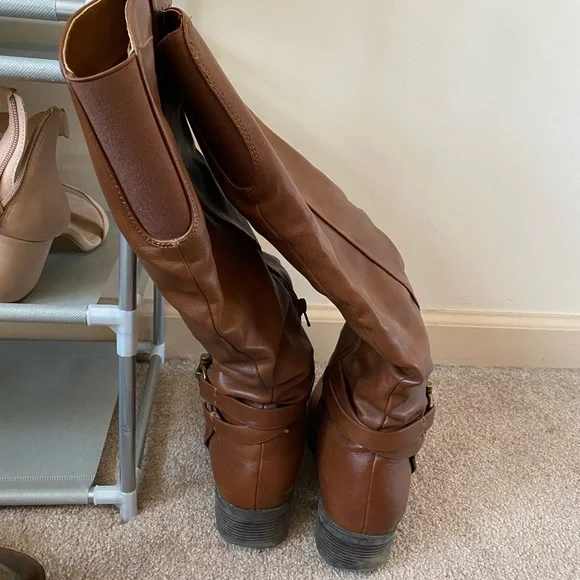 ONE DAY ONLY-Brown Knee-High Boots - Picture 3 of 9